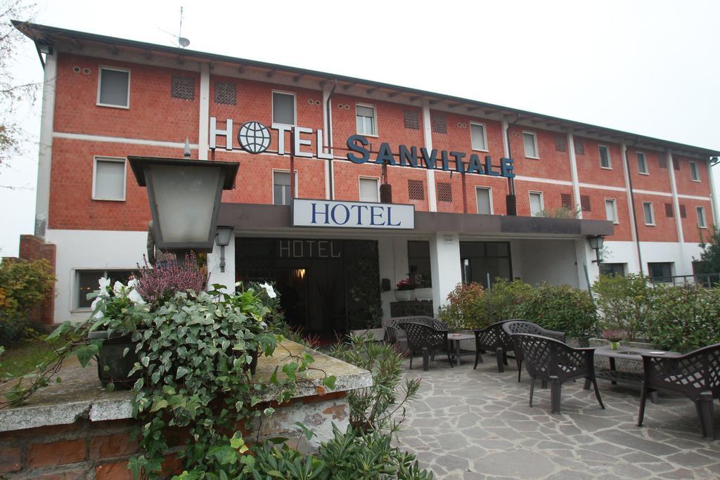 Hotel San Vitale Medicina  Exteriör bild